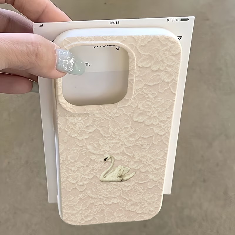 Dantel Kuğu Desenli Lychee Dok - Apple Iphone 15 incelemesi ve fiyatı